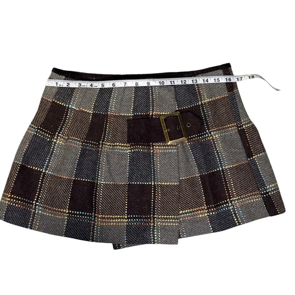 Vintage 90s Free People Wool Blend Wrap Mini Skirt with Buckle – Size 8 - Picture 5 of 9